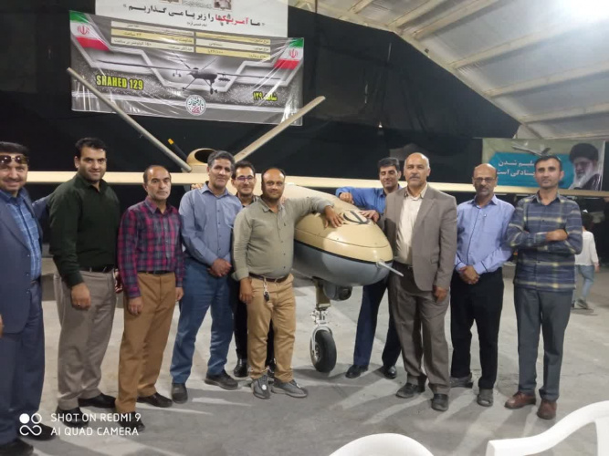 بازدید دانشجویان دختر و کارمندان دانشگاه بیرجند از مرکز هوافضای سپاه