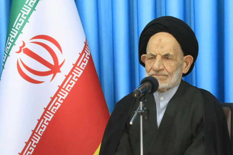 دیدار مدیران گزینش دانشگاه های منطقه ۹ کشور با نماینده ولی فقیه در خراسان جنوبی