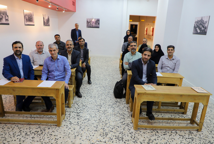 بازدید مدیران گزینش منطقه ۹ کشور از موزه و مرکز اسناد دانشگاه بیرجند و بافت تاریخی شهر