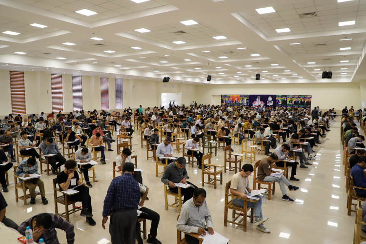 سیزدهمین آزمون مشترک فراگیر استخدامی خراسان جنوبی توسط دانشگاه بیرجند برگزار شد